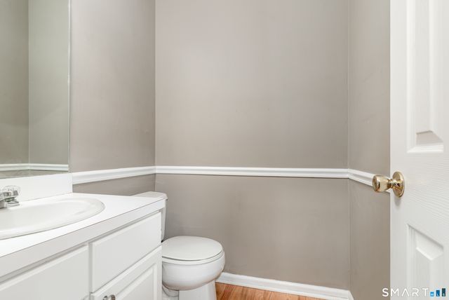 6 Rollwood Drive, Guilford, CT 06437