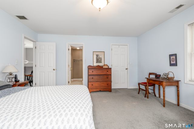 6 Rollwood Drive, Guilford, CT 06437