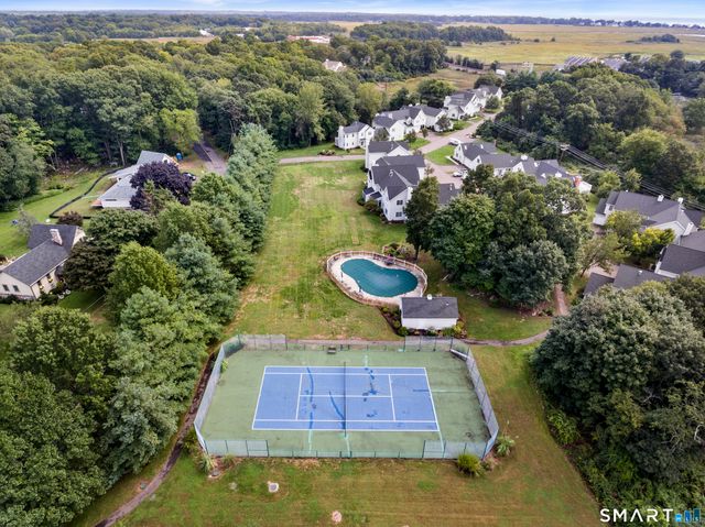 6 Rollwood Drive, Guilford, CT 06437