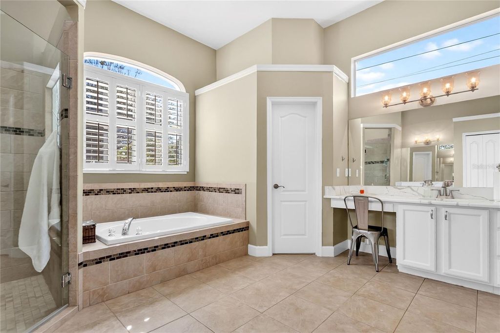 Image 21 of property listing at 2301 RIDGESIDE ROAD, Apopka, FL 32712