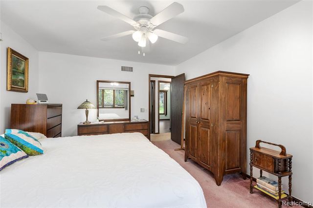 9730 Gibbs Road, Clarkston, MI 48348