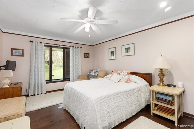 9730 Gibbs Road, Clarkston, MI 48348