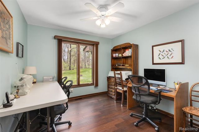 9730 Gibbs Road, Clarkston, MI 48348