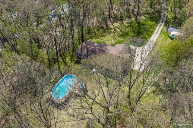 9730 Gibbs Road, Clarkston, MI 48348