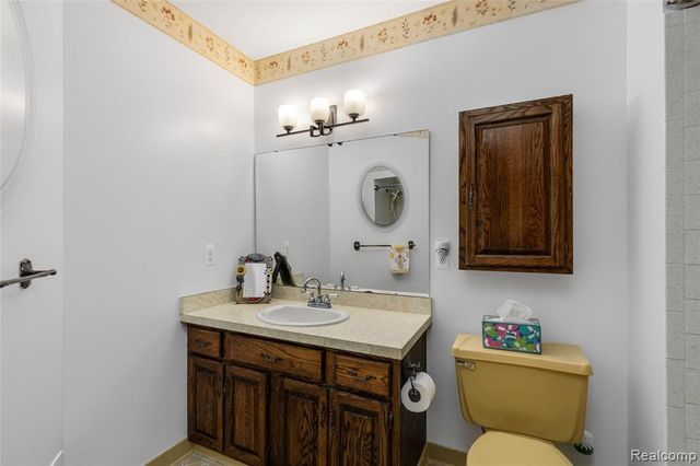 9730 Gibbs Road, Clarkston, MI 48348
