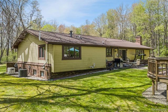 9730 Gibbs Road, Clarkston, MI 48348