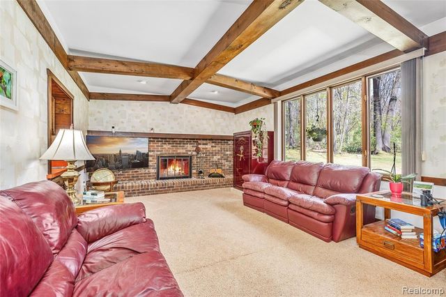 9730 Gibbs Road, Clarkston, MI 48348