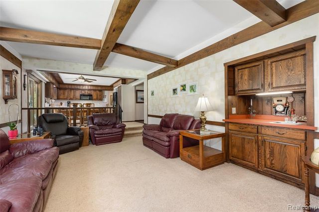 9730 Gibbs Road, Clarkston, MI 48348