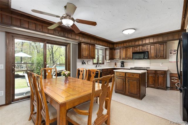 9730 Gibbs Road, Clarkston, MI 48348