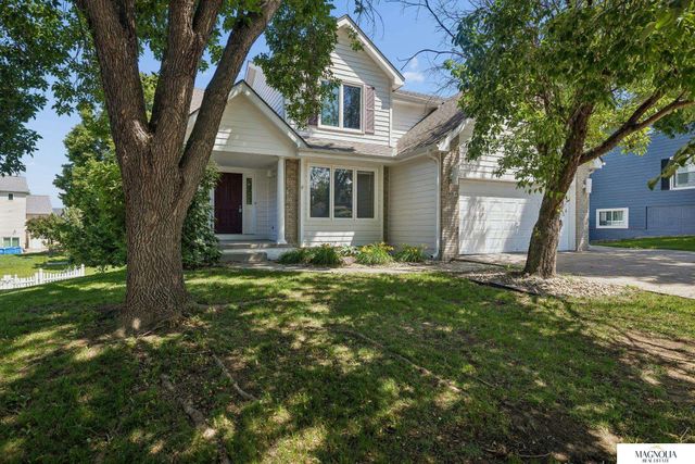 2864 Katelyn Circle, Lincoln, NE 68516