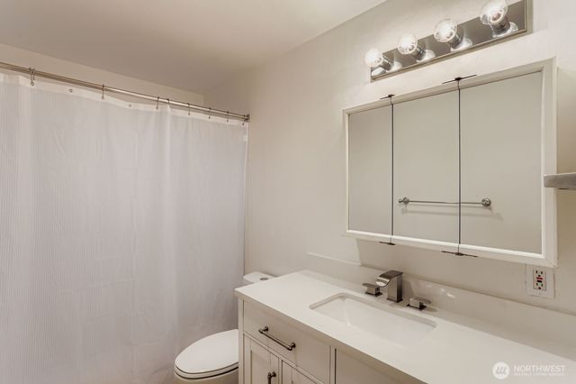 12078 NE 137th Court, Kirkland, WA 98034