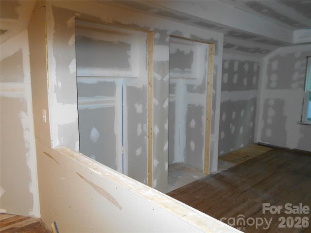 18 Herron Street, Black Mountain, NC 28711