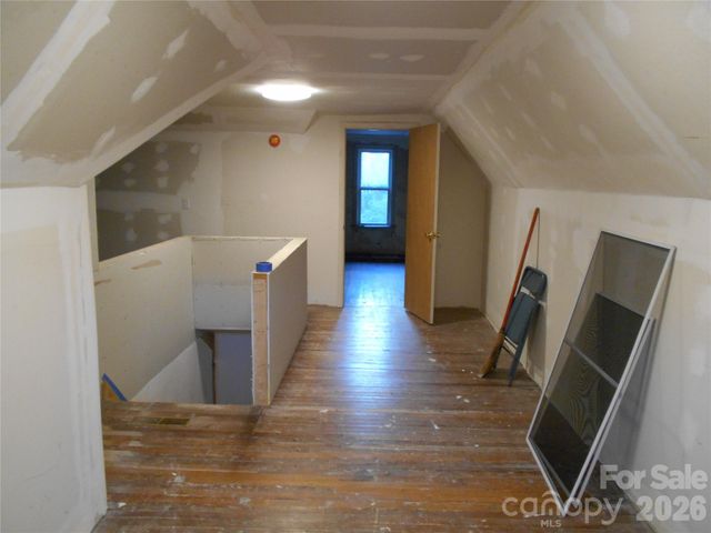 18 Herron Street, Black Mountain, NC 28711