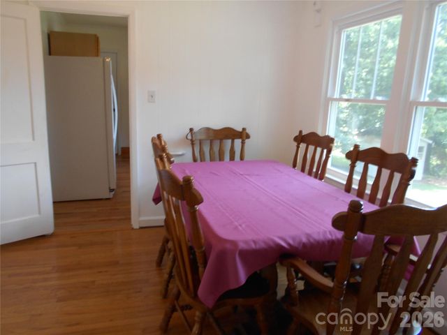 18 Herron Street, Black Mountain, NC 28711