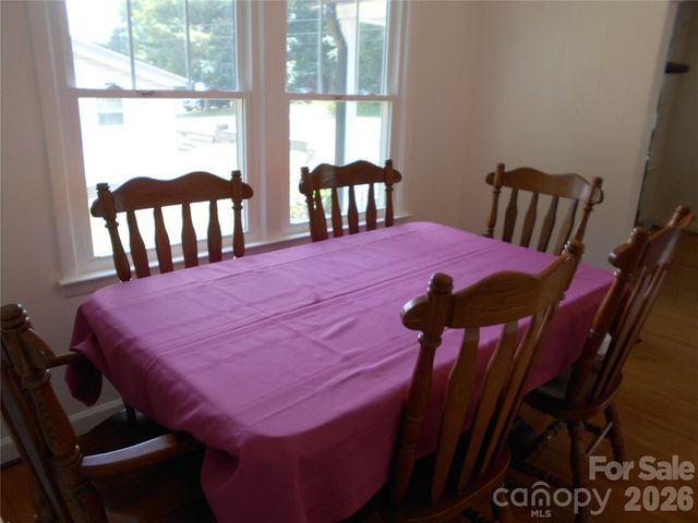 18 Herron Street, Black Mountain, NC 28711
