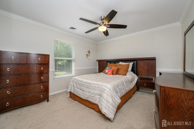 9 Country Road, Jackson, NJ 08527