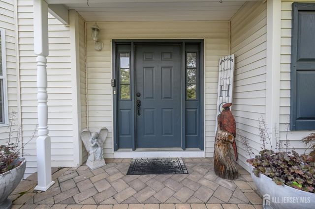 9 Country Road, Jackson, NJ 08527