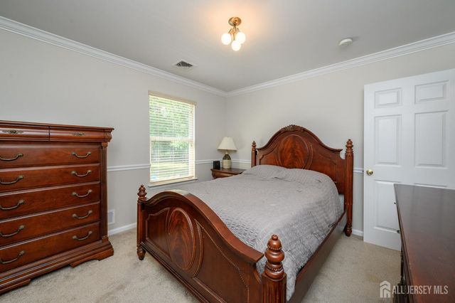 9 Country Road, Jackson, NJ 08527