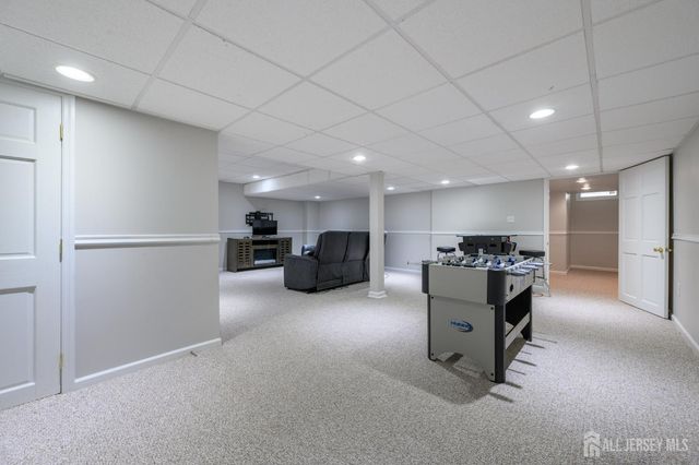 9 Country Road, Jackson, NJ 08527