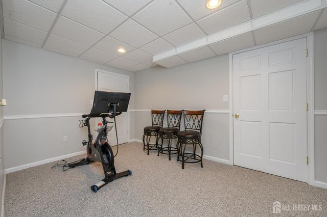 9 Country Road, Jackson, NJ 08527