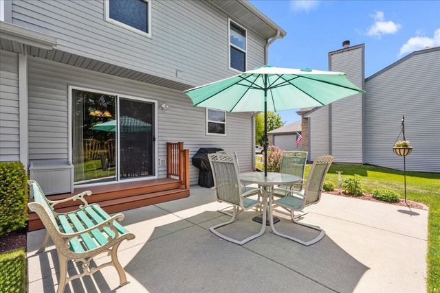 1514 Ravine Forest DRIVE, West Bend, WI 53090