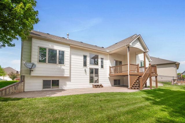 2034 S Sierra Hills Ct, Wichita, KS 67230