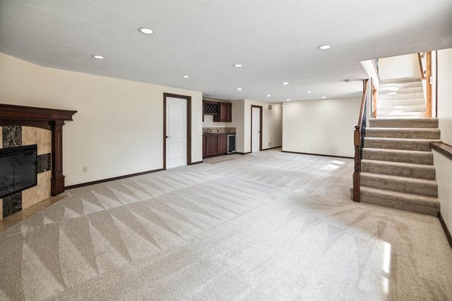2034 S Sierra Hills Ct, Wichita, KS 67230