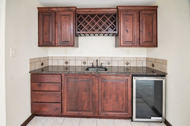 2034 S Sierra Hills Ct, Wichita, KS 67230