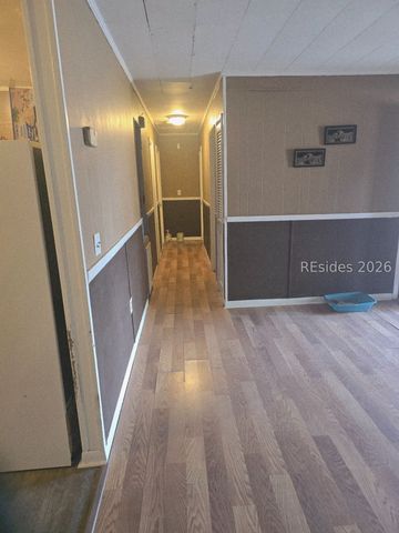 203 Bennicker Ln, Hampton, SC 29924