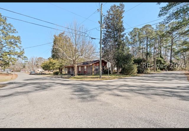 203 Bennicker Ln, Hampton, SC 29924