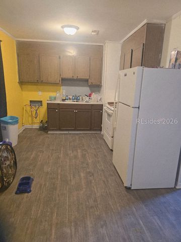 203 Bennicker Ln, Hampton, SC 29924