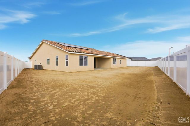 7104 Wintersweet Drive, Bakersfield, CA 93314