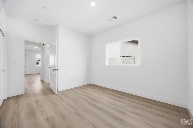 7104 Wintersweet Drive, Bakersfield, CA 93314