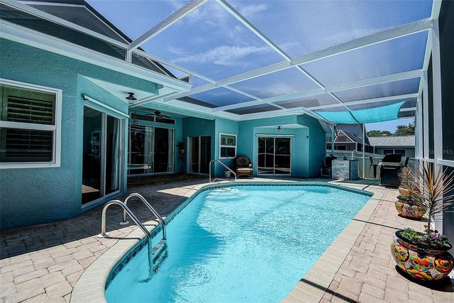 1105 CLIPPERS WAY, Tarpon Springs, FL 34689