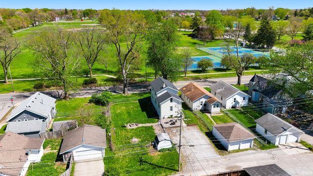 2517 Parnell Avenue, Fort Wayne, IN 46805