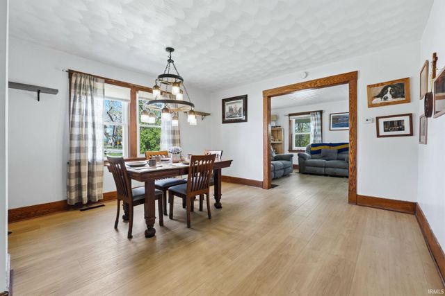 2517 Parnell Avenue, Fort Wayne, IN 46805