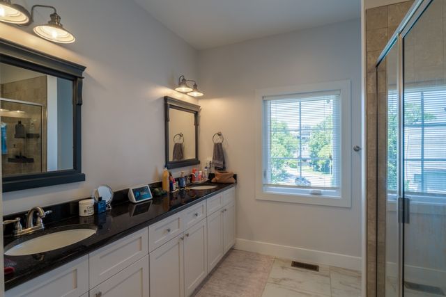 1209 Hawkins St Apt 2, Nashville, TN 37203