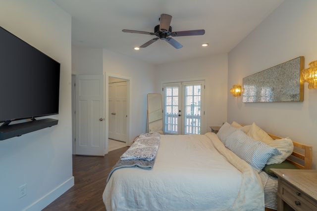 1209 Hawkins St Apt 2, Nashville, TN 37203