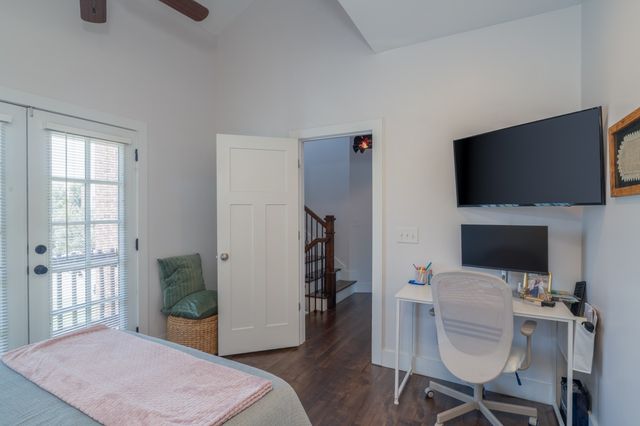 1209 Hawkins St Apt 2, Nashville, TN 37203