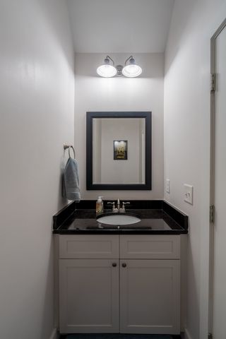 1209 Hawkins St Apt 2, Nashville, TN 37203