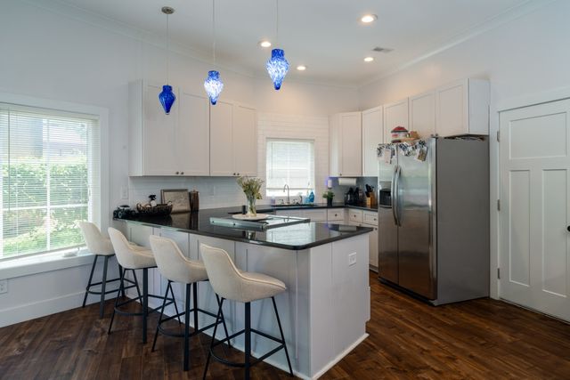 1209 Hawkins St Apt 2, Nashville, TN 37203