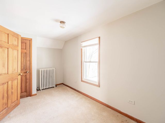 38 Crissey Avenue, Geneva, IL 60134