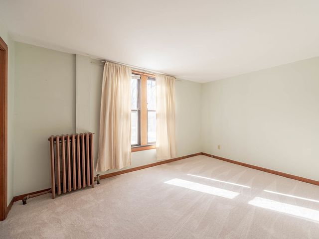 38 Crissey Avenue, Geneva, IL 60134