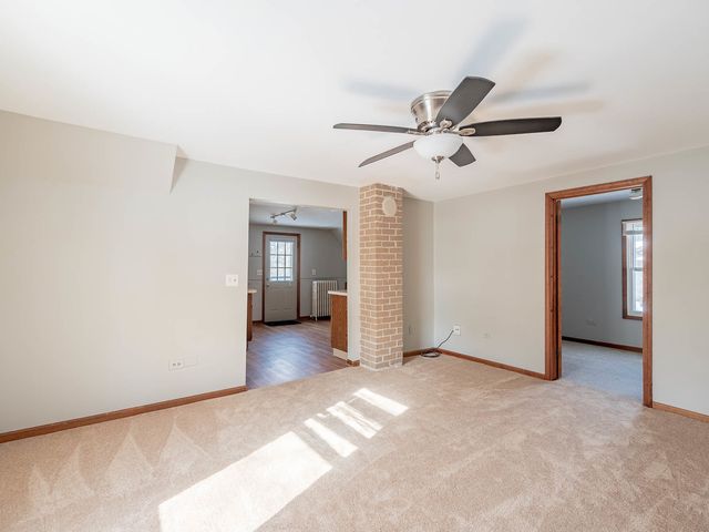 38 Crissey Avenue, Geneva, IL 60134