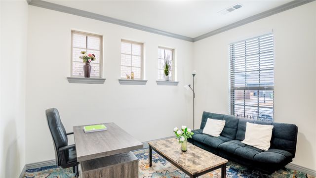 1811 Clouded Wren Drive, Arlington, TX 76005