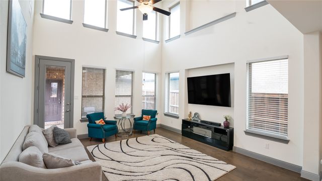 1811 Clouded Wren Drive, Arlington, TX 76005