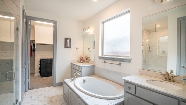 1811 Clouded Wren Drive, Arlington, TX 76005