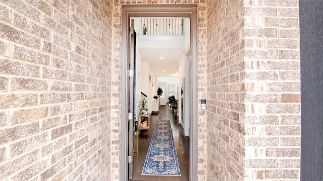 1811 Clouded Wren Drive, Arlington, TX 76005