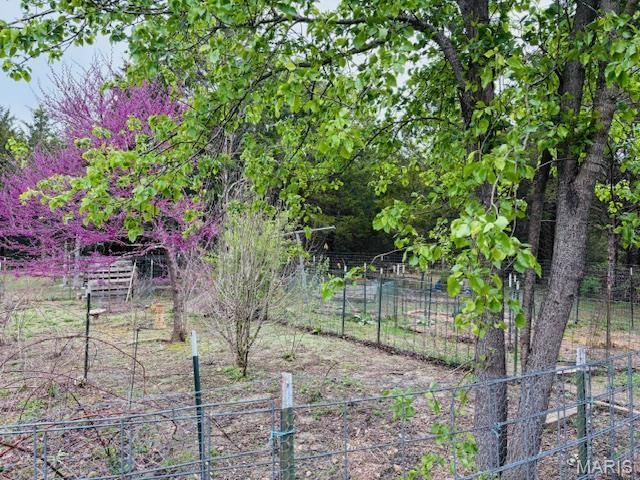 19125 County Road 1220, St James, MO 65559