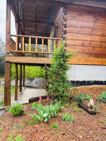 19125 County Road 1220, St James, MO 65559